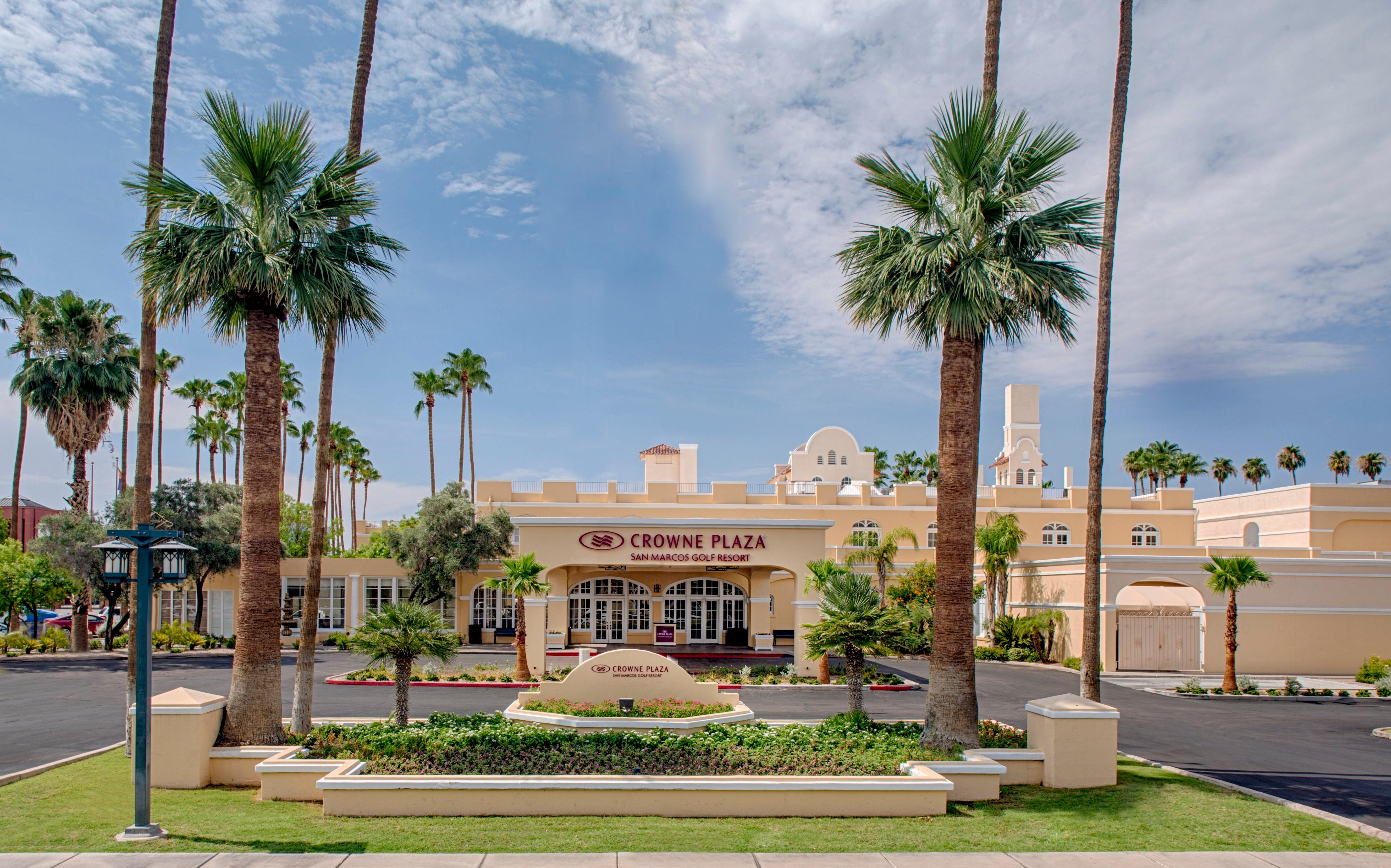 Crowne Plaza Phoenix - Chandler Golf Resort, An Ihg Hotel Bagian luar foto